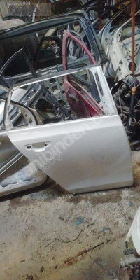 VOLKSWAGEN GOLF 6 SAĞ ARKA KAPI