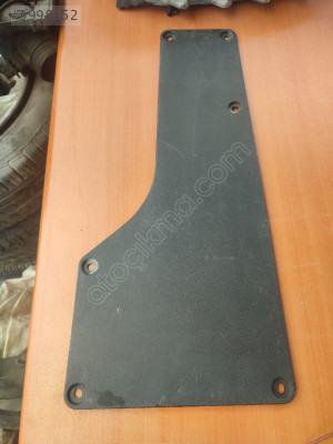 Fiat Doblo sağ bagaj kaplaması