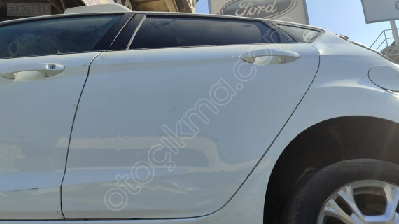 Ford Fiesta 2009-2016 sol ön kapı  ve diğer kaporta parçaları