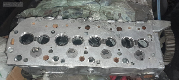 Mitsubishi L300 silindir kapak