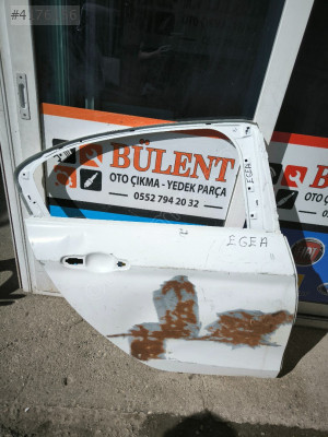 Fiat Egea sağ arka kapı orijinal çıkma