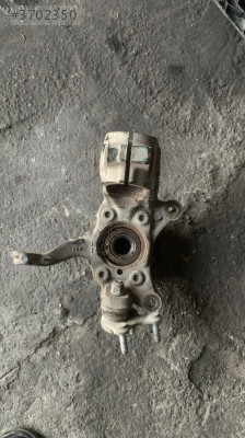 407255A audi a3 sol ön taşıyıcı