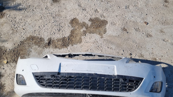 Opel astra j 2013 model on tampon