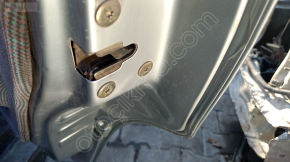 renault R19 sağ arka kapı kilidi
