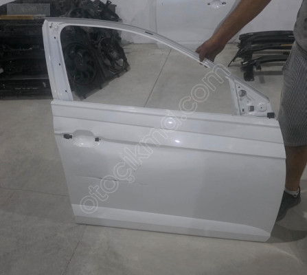 2018/2024 VW POLO BEYAZ SAĞ ÖN KAPI ORJINAL LOKALLIK