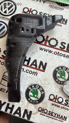 5H012115D vw golf 8 kriko yuvası