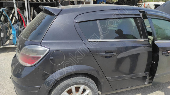 OPEL ASTRA H SAĞ ARKA KAPI ÇIKMA