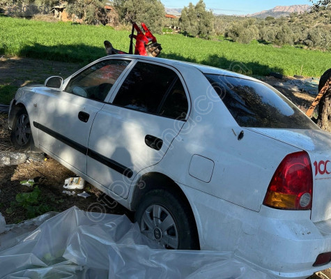 Hyundai Accent admira sol ön kapı
