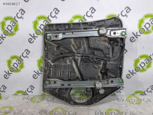 MERCEDES VİTO 2015 2018 W447 SAĞ ÖN CAM KİRİKOSU C12087-110