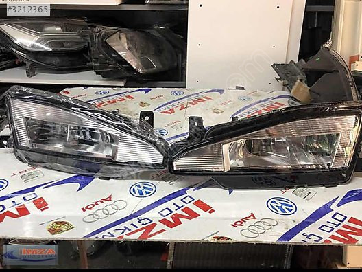 VW PASSAT B8.5 SAĞ SOL SİS FARI
