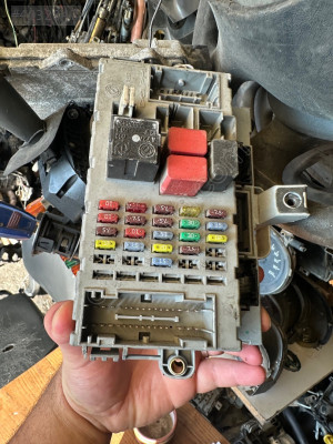 Doblo 1.3 body beyni