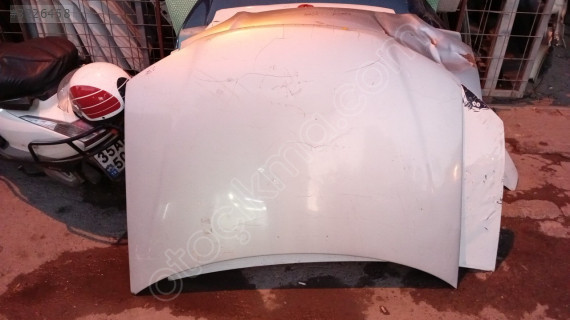 Fiat Albea kaput