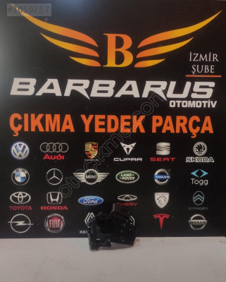 SKODA KAMİQ SOL ÖN TAMPON MONTAJ BRAKETİ 658807723