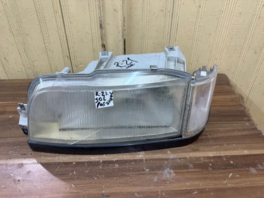 RENAULT 21 SOL FAR , RENAULT 21 SOL SİNYAL ORJINAL ÇIKMA