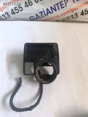 1J1819703D Volkswagen Bora Sol havalandırma ızgaraları