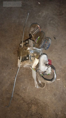 Renault Clio sağ ön kapı kilidi