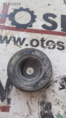 Toyota Yaris 2012 ön amortisör üst pulu
