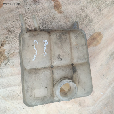 FORD FOCUS C-MAX YEDEK SU DEPOSU