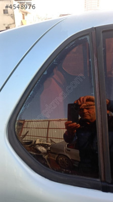 tata indica sağ arka kelebek camı