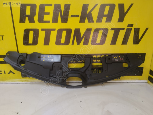 620320844R RENAULT CLİO 5.5 ÖN PANJUR ÜST MASKESİ ORJ SIFIR