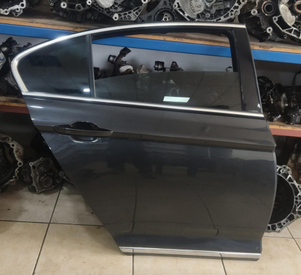 VOLKSWAGEN PASSAT B8.5 SAĞ ARKA KAPI