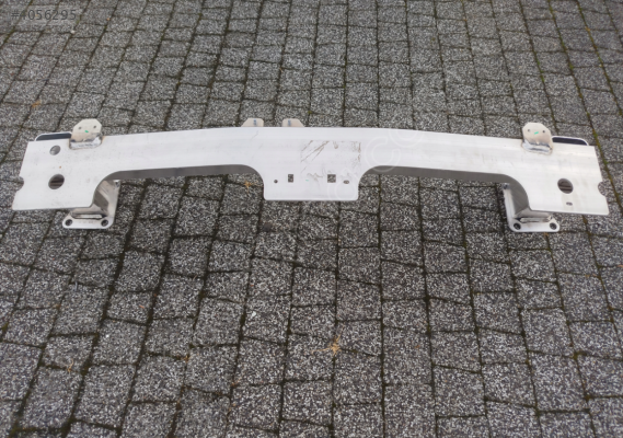 Peugeot 2008 Ön Tampon Demiri 9826115680