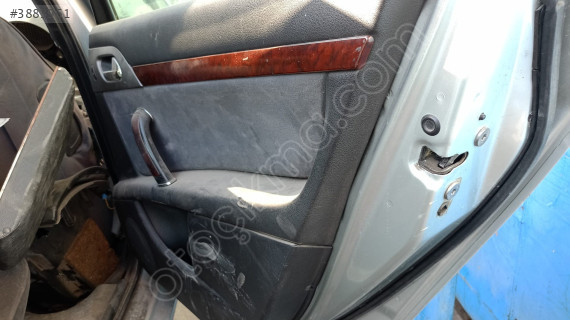 peugeot 407 sağ arka kapı döşemesi