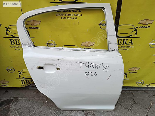OPEL CORSA D SAĞ ARKA KAPI BEYAZ ÇIKMA ORJİNAL YEDEK PARÇA