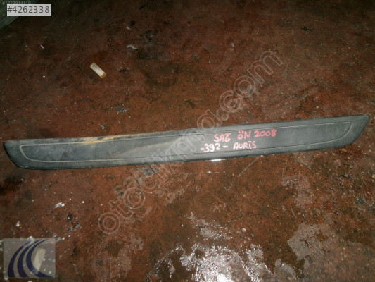 TOYOTA AURIS 2008 ÇIKMA SAĞ ÖN DIŞ MARŞBEL PLASTİĞİ