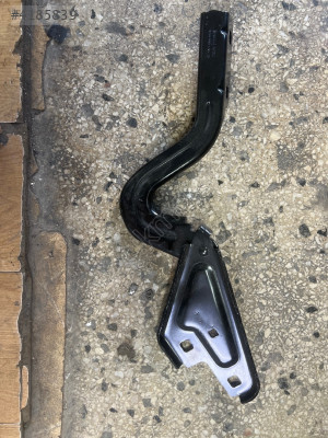 Courier ön Kaput menteşesi sağ r2x6 16801 a