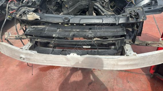 BMW 3 Serisi F30 Ön Tampon Demiri - Oto Çıkma Parçaları