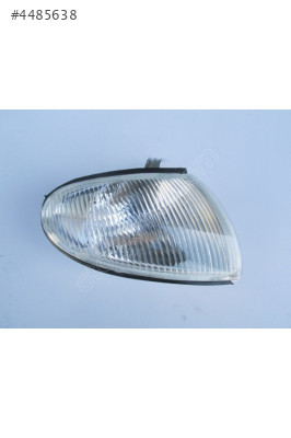 Hyundai Accent Ön Sinyal Sağ Beyaz Mars 19982000