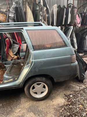 Vega  arka çamurluk