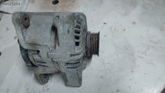 Orjinal Çıkma Opel Corsa D Şarj Dinamosu