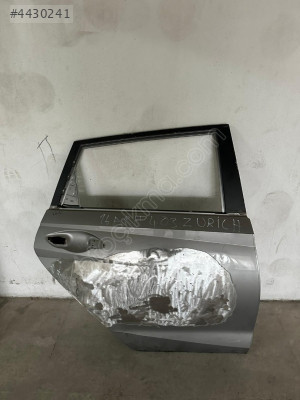 İ20 SAĞ ARKA KAPI ORJİNAL ÇIKMA