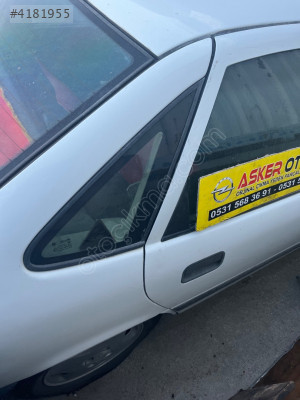 Vectra A sağ arka kelebek camı