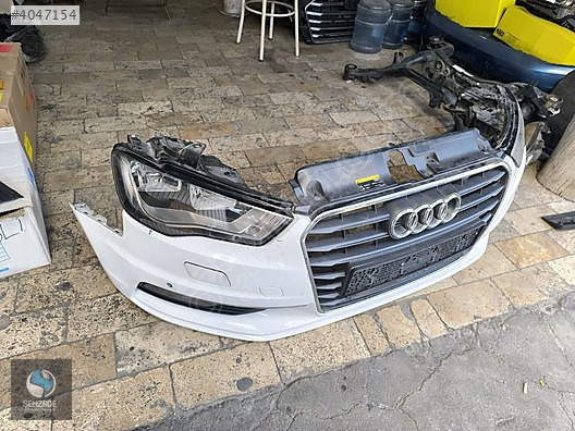 AUDİ A3 SAĞ FAR ÇIKMA ORJİNAL