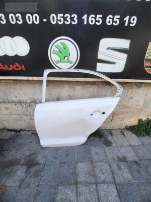 VOLKSWAGEN JETTA SOL ARKA KAPI