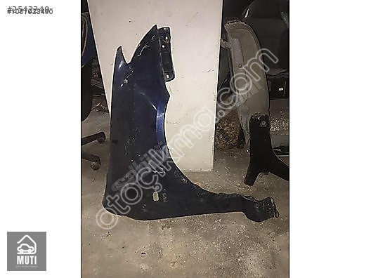 Toyota Corolla 02-06 Sağ Ön Çamurluk