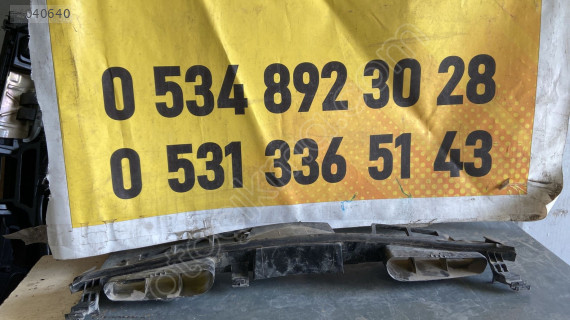 Mercedes E Serisi W212 Üst Panel Bakalit Parçası