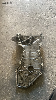 Micra K13 Ön Zincir Kapağı HR12