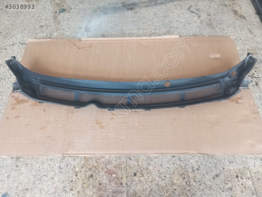 Ford Courier ön cam ızgarası