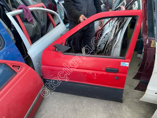 FORD ESCORT SOL ÖN KAPI DIŞ CAM SIYIRICI FİTİLİ 90-95