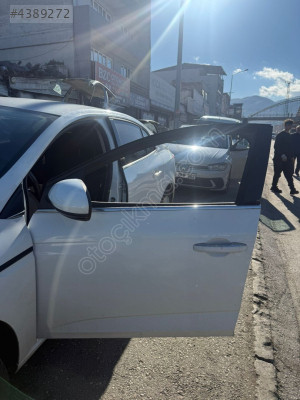 RENAULT MEGAN 4 SOL ÖN KAPI KONUK OTO