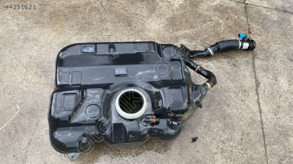 fiat pratico 2012 1.6 çıkma orjinal yakıt deposu (son fiyat)