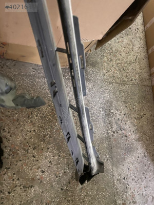W205 ön tampon orta iç ızgara 2020 model 2058851065