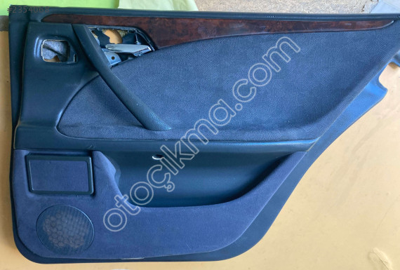 Mercedes W210 Sağ Arka Kapı Döşemesi