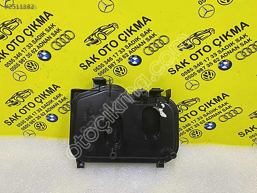 AUDİ A8 SAĞ FAR KAPAĞI / HELLA / 15812400