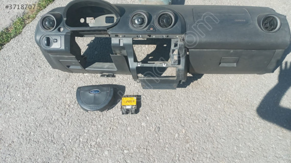 FORD FİESTA TORPİDO KOMPLE SET