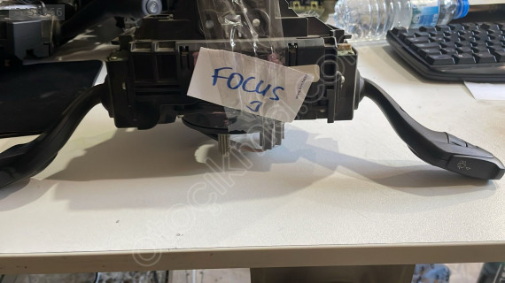 FORD FOCUS SİNYAL-SİLECEK KOLU